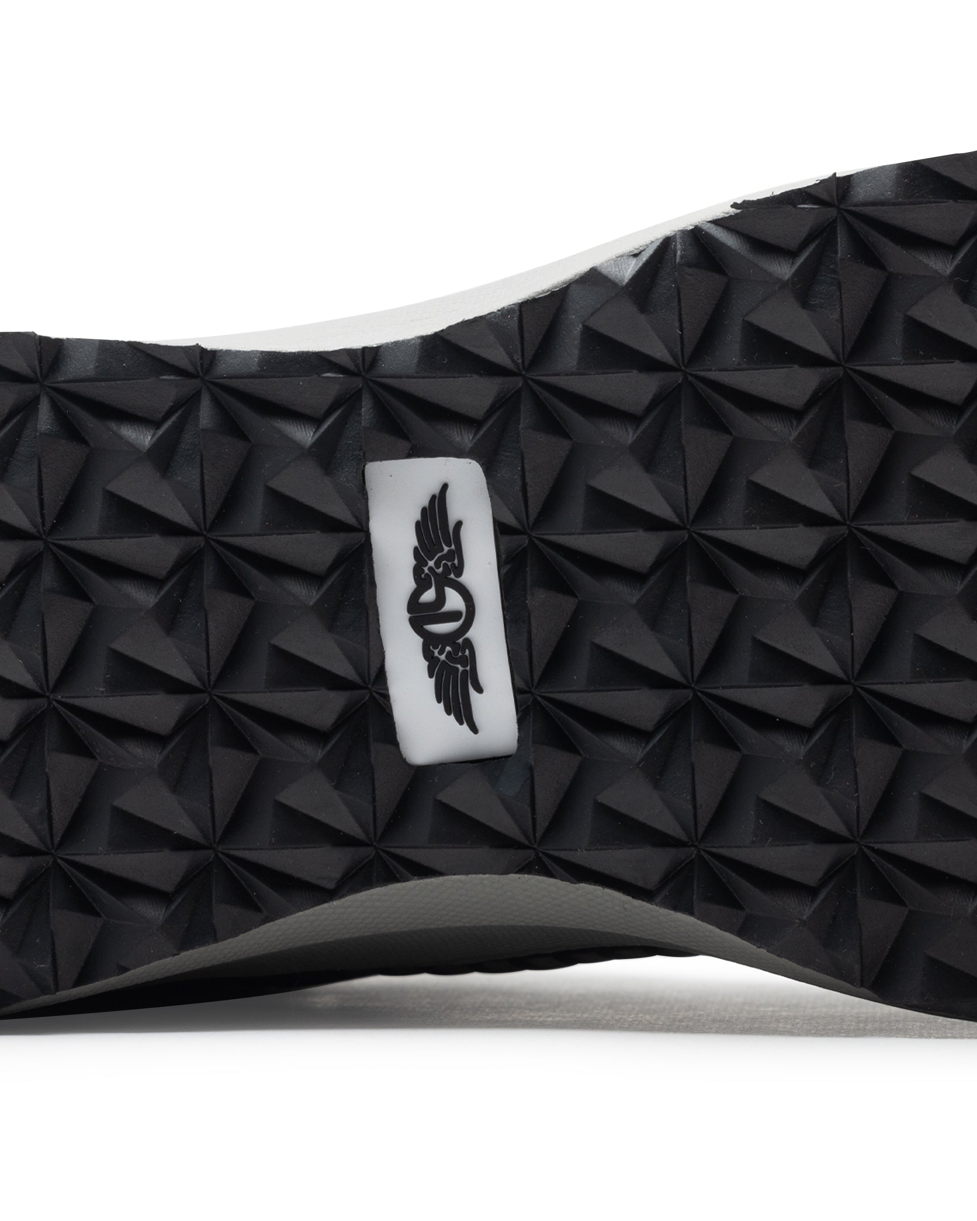 Moonlight V2 Shoe - Black
