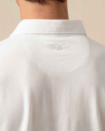 Oxford Polo in White, close-up back collar logo detail