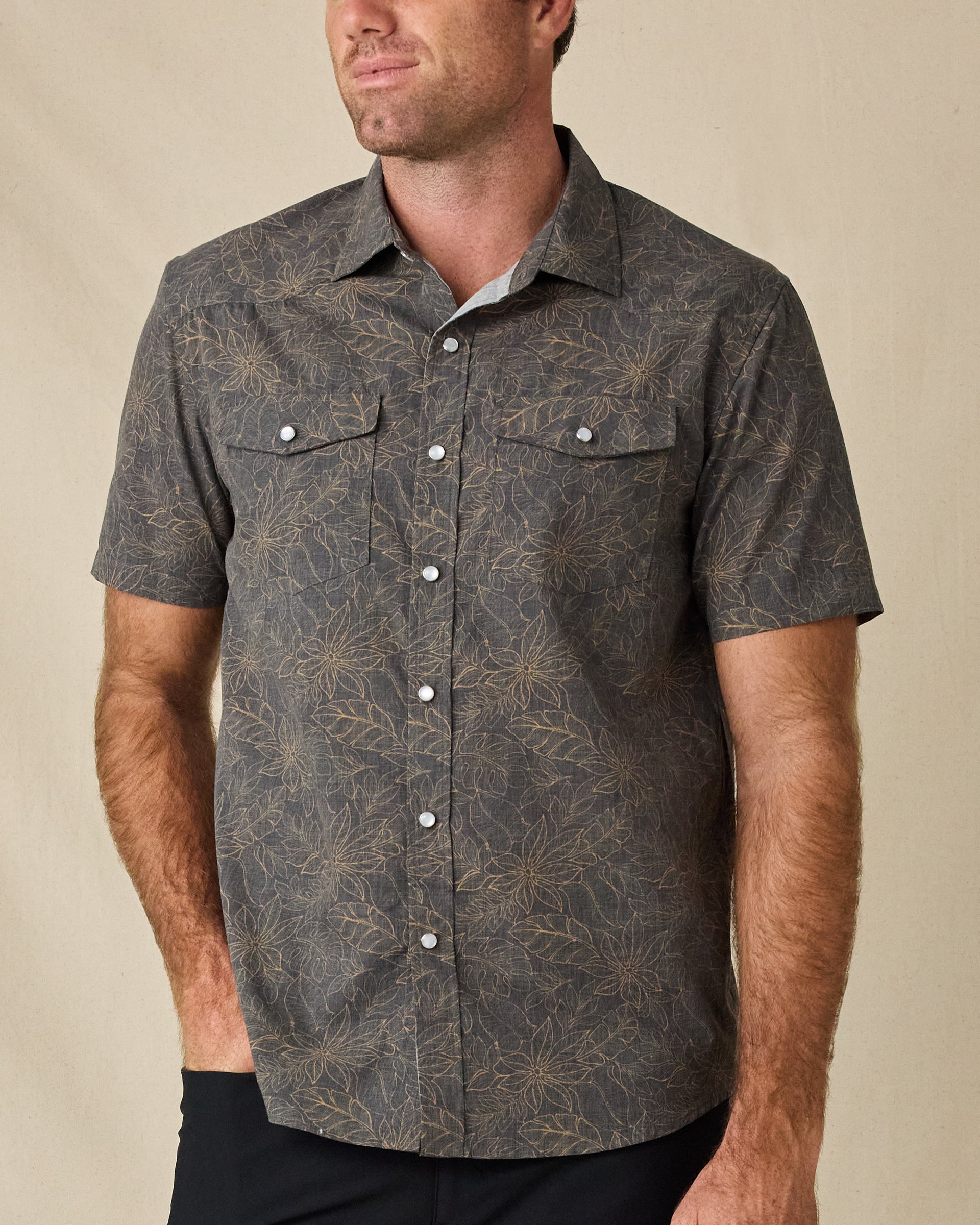 Waikoloa Woven Shirt - Black