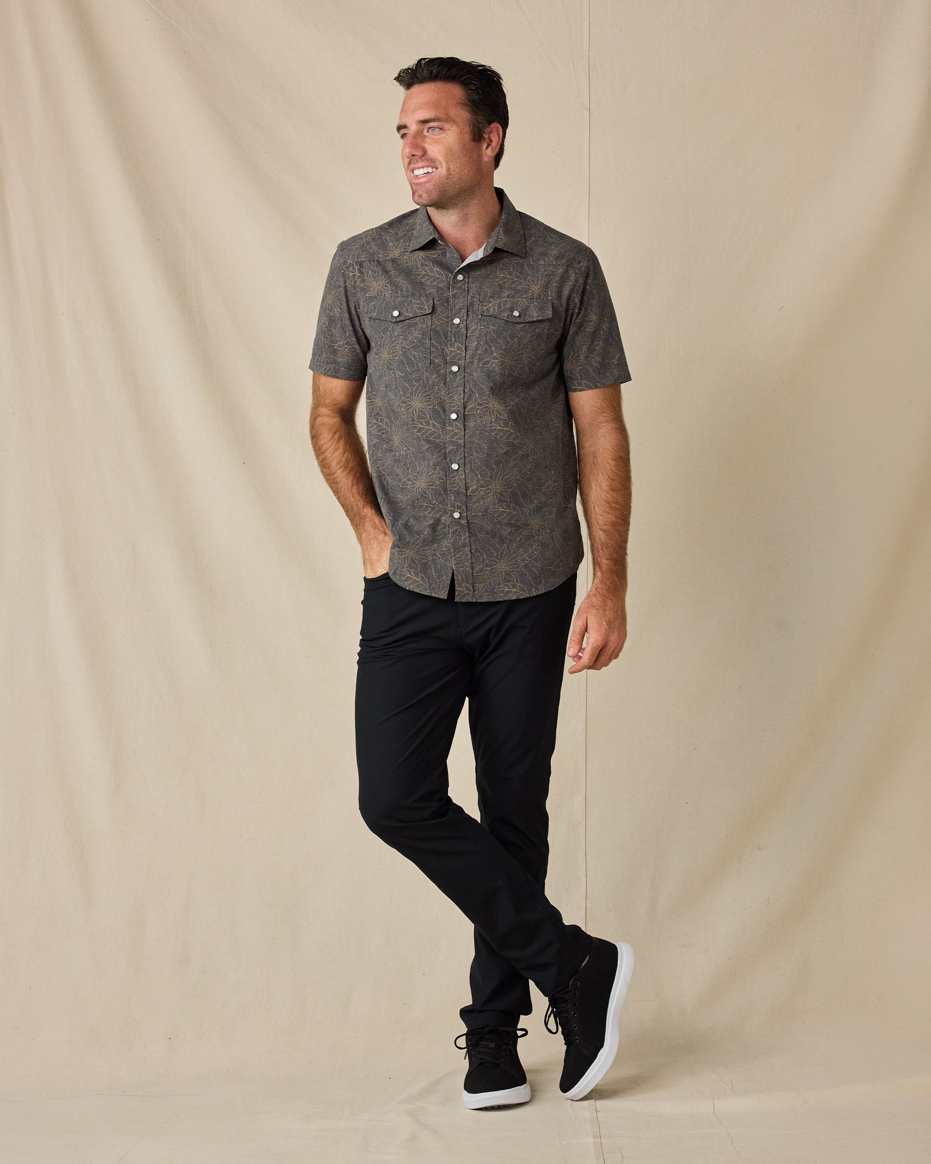 Waikoloa Woven Shirt - Black