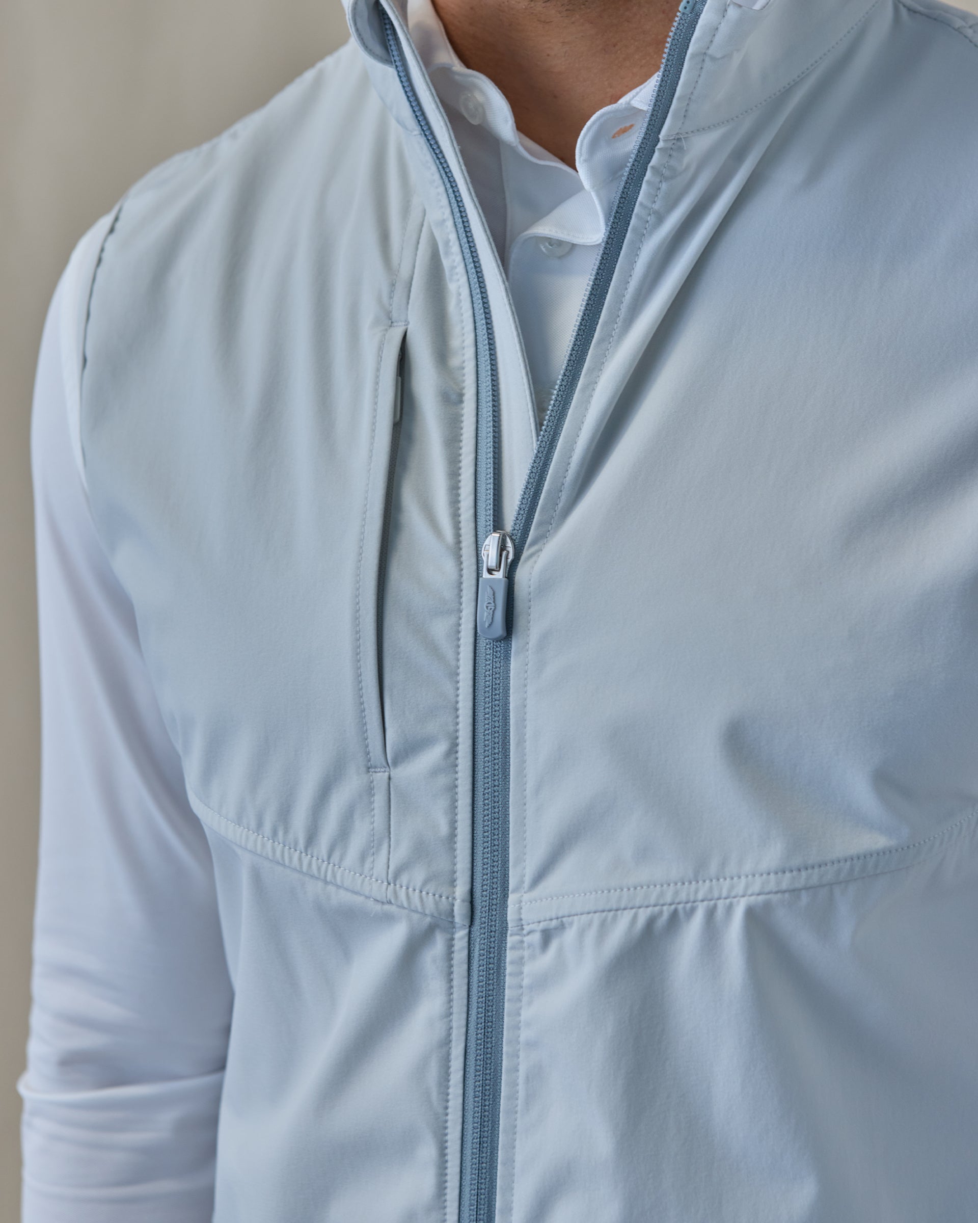 Zephyr Hybrid Vest - Silver
