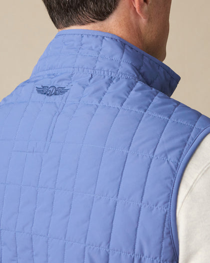 Back view of the Big Horn Quilted Vest in Moonlight, featuring grid quilting and embroidered Straight Down logo below the collar.